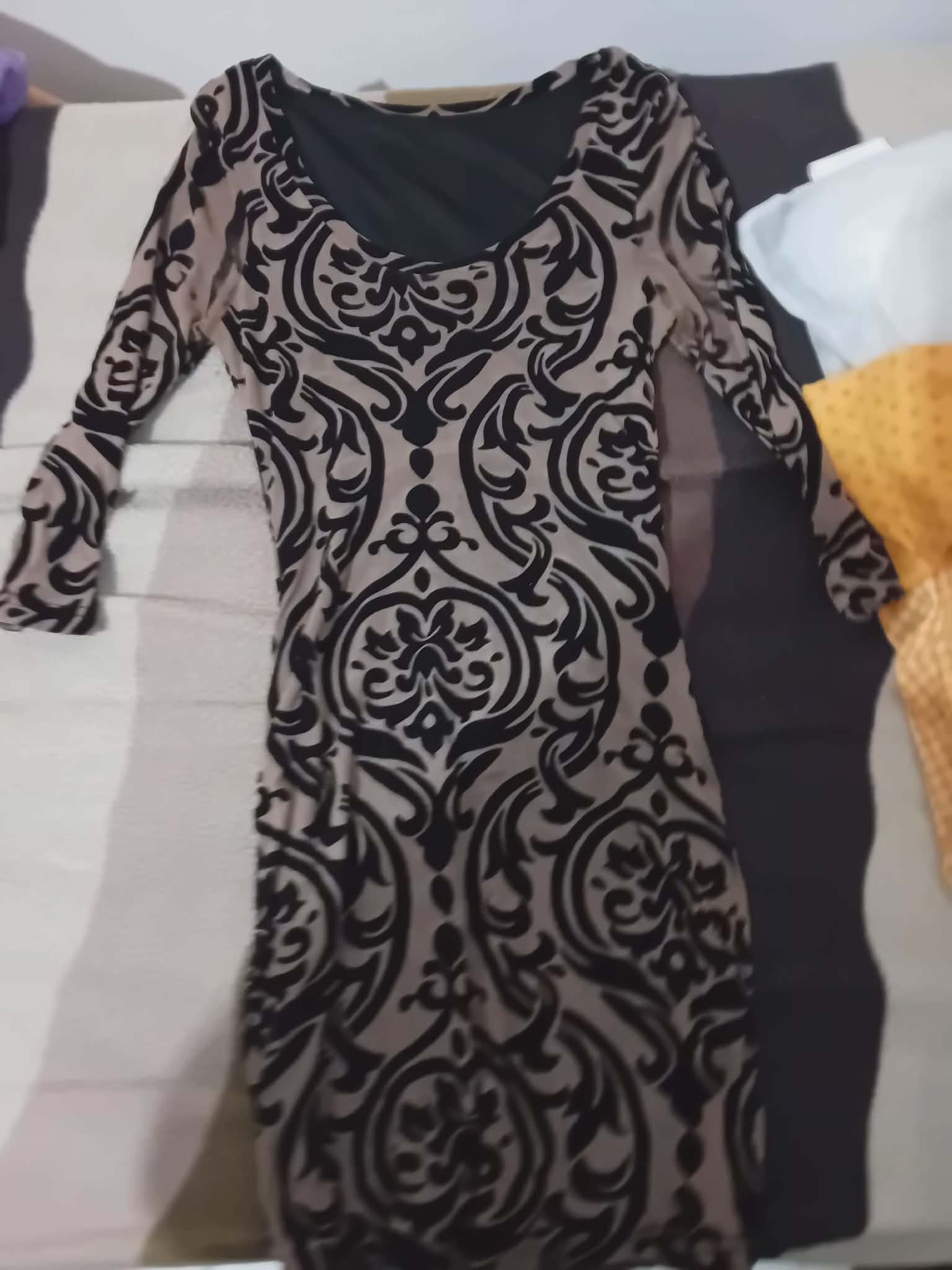 Baroque Velvet Pattern Bodycon Dress