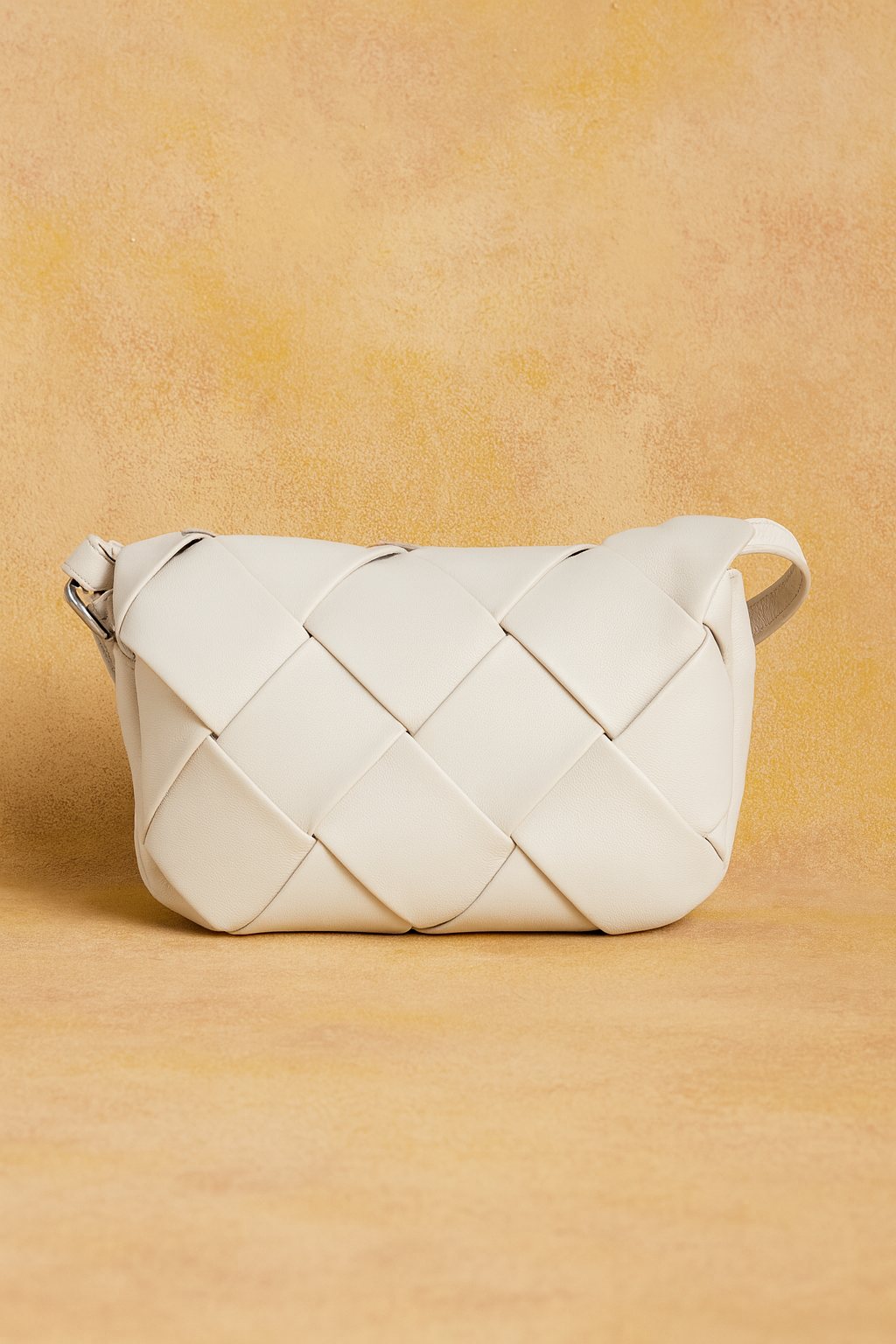 Woven Whisper: White Leather Handbag